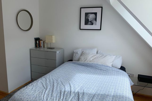 17 Wood Lofs, Underwood Street, London photo 4