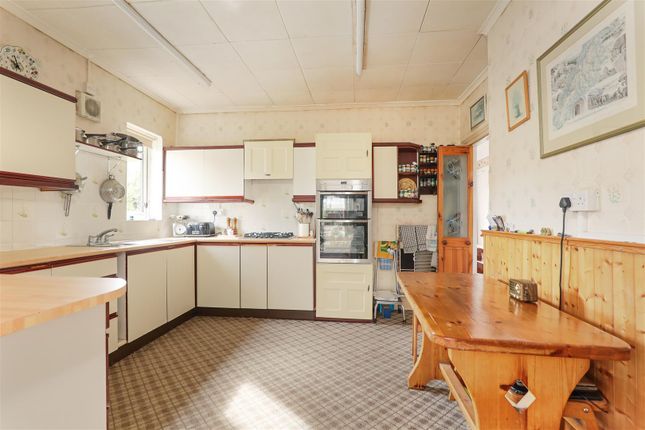 Bungalow for sale in Nursery Drive, Brimscombe, Stroud
