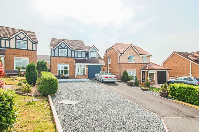 Thumbnail Detached house for sale in Waters Edge Fold, Oldham