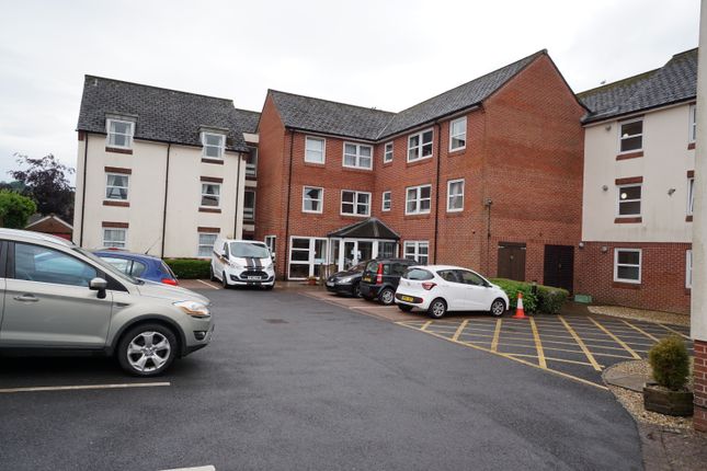 Thumbnail Flat to rent in Homelace House, King Street, Honiton