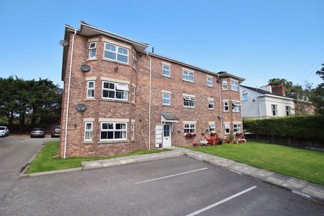 Flat for sale in Riverside Court, Thorburn Road, New Ferry