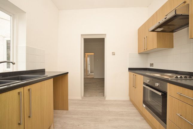 Flat 3, 34-36, Royal Road, Ramsgate photo 2