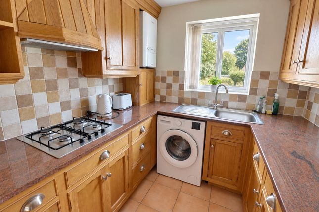 13, Dowr Close, Launceston photo 3