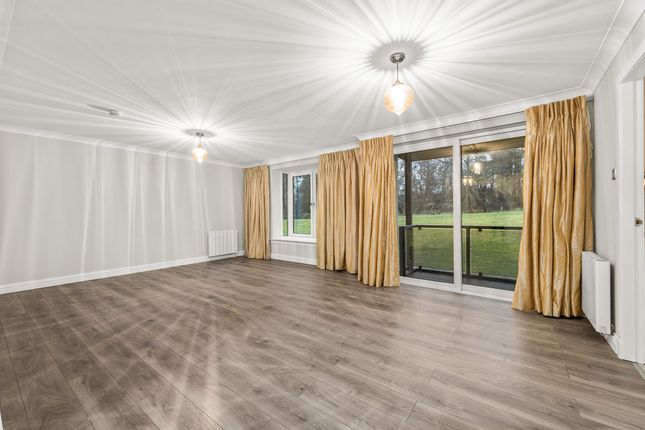 40 Guthrie Court, Auchterarder photo 3
