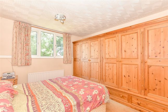 Beaufort Road, Havant photo 4