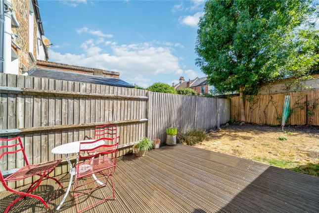 10, Bruce Road, Mitcham photo 4