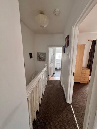 11, Kingsland Terrace, Pontypridd photo 5