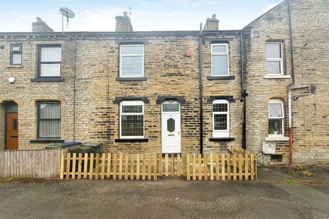 1-bed terraced on 19, Beacon Street, Bradford, £85,000