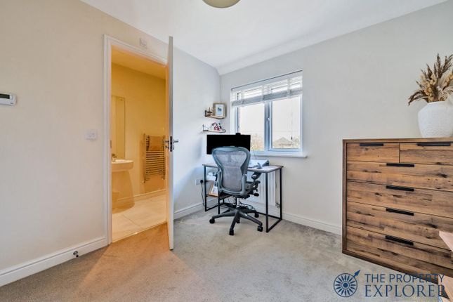 Terraced house for sale in Warham Road, Basingstoke