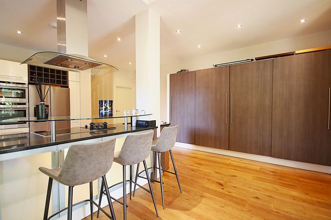 4, Hall Road, Wilmslow photo 5