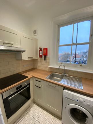 Studio to rent in Grand Parade, Green Lanes, London