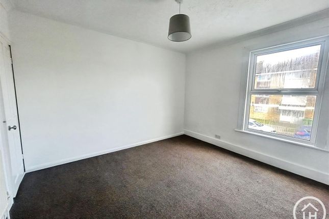 75, Murston Road, Sittingbourne photo 5