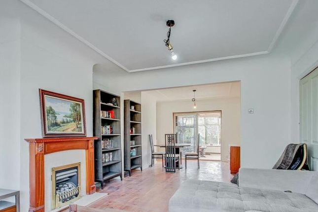 49, Alexandra Avenue, Rayners Lane photo 4