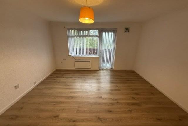 Flat, 100, Prospect Walk, Shipley photo 4