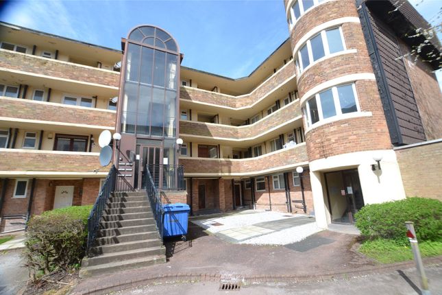 Flat for sale in Minster Court, Liverpool, Merseyside