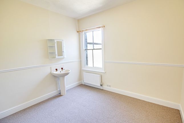 Room to rent in Cherry Hinton Road, Cambridge