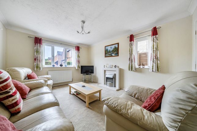 12, Cantelo Close, Wiltshire photo 4