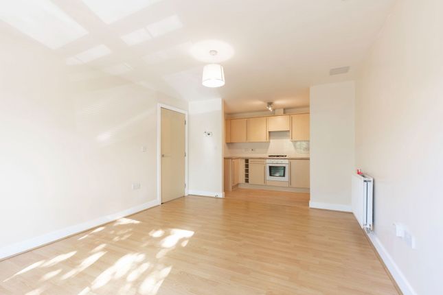 53 Providence Park, Princess Elizabeth Way, Cheltenham photo 3
