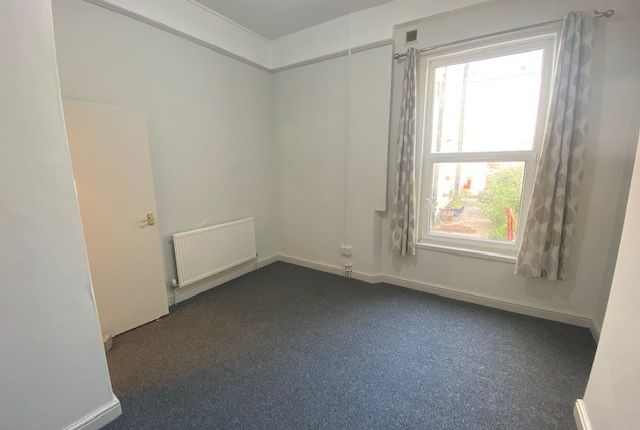 Flat 1, 26, Ninian Road, CARDIFF photo 3