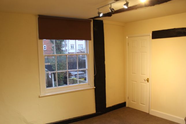 Studio to rent in High Street, Ingatestone, Essex