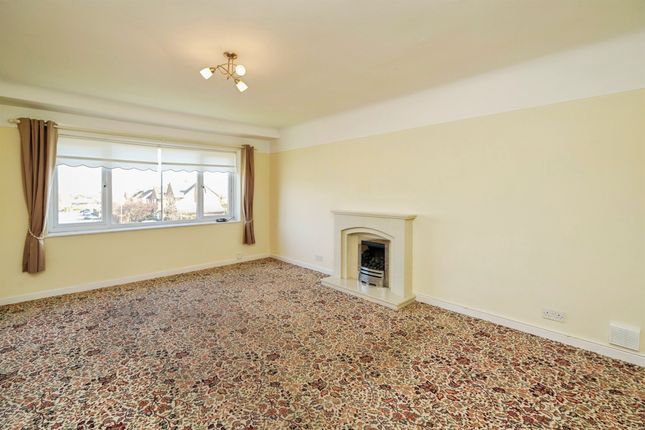 Flat 3, 94, Ennisdale Drive, Wirral photo 2