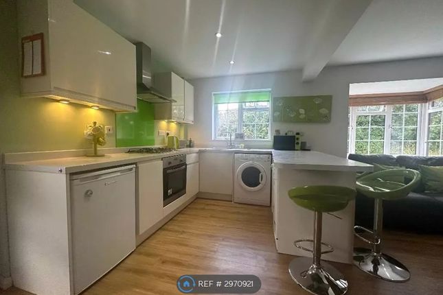 Milverton Green, Luton photo 4