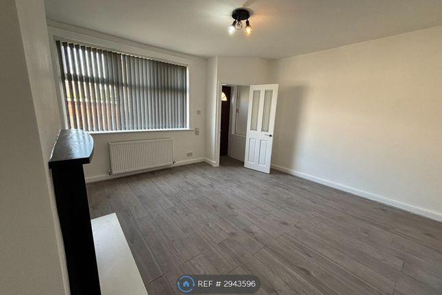 Clarendon St, Rochdale photo 4