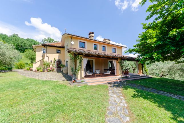 Thumbnail Farmhouse for sale in 689, Fivizzano, Massa And Carrara, Tuscany, Italy
