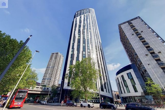 The Strata , Walworth Road, London photo 2