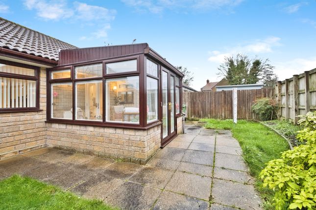 2, Jasmine Close, Crewkerne photo 3