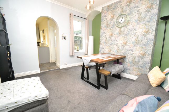 50 Mount Street, Eccleshill photo 4