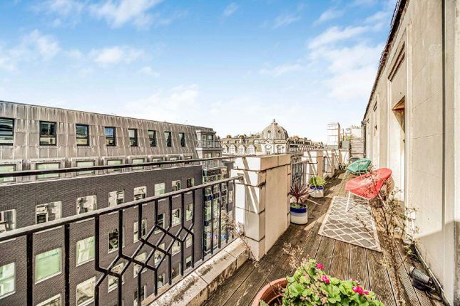 Thumbnail Flat for sale in Welbeck Street, London