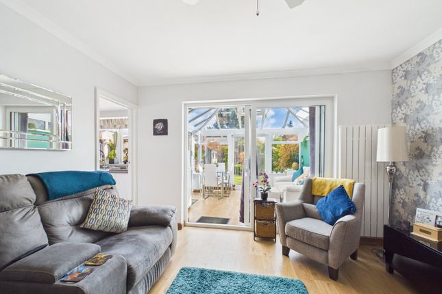 18, Lansdowne Road, Surrey photo 2
