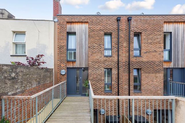Thumbnail Terraced house for sale in Picture House Court, Bristol