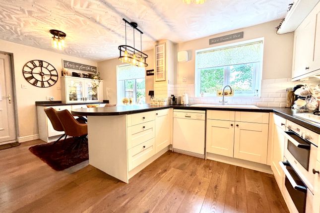 31, Ashbourne Drive, Durham photo 3