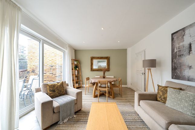 The Coach House, 128a, Brondesbury Road, London photo 2