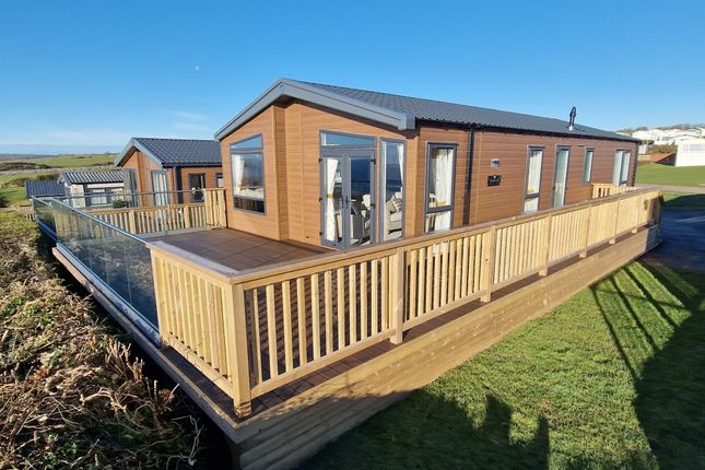 3-bed house on 54, Green Meadow Premier Leisure Park, Oxwich, £262,495