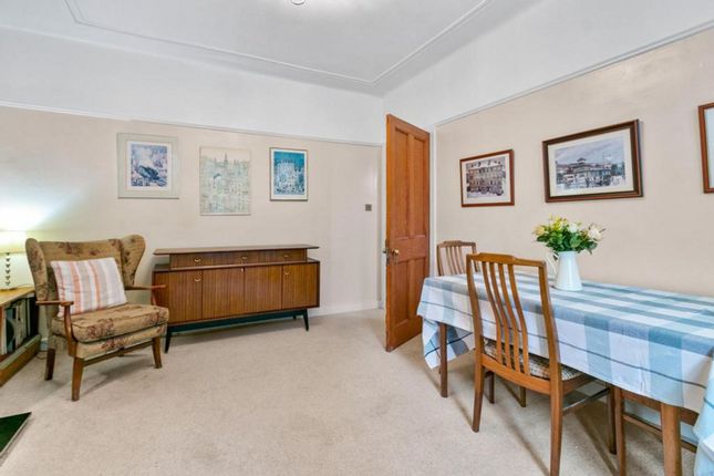 278 Tantallon Road, Glasgow photo 4