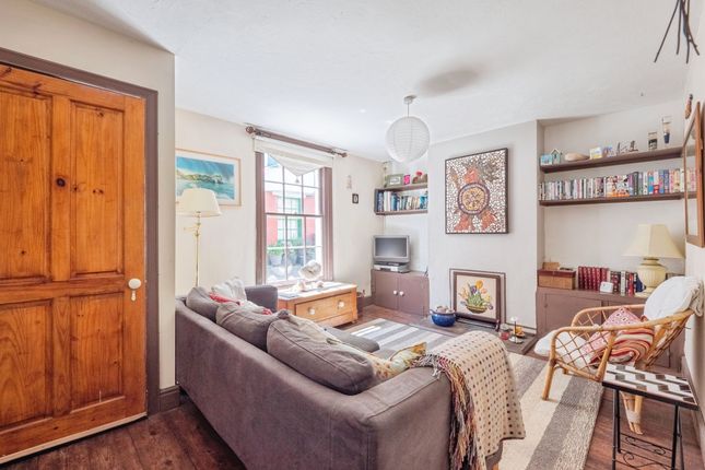 6, Wesley Street, WEYMOUTH photo 2