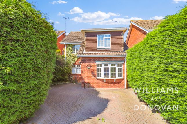 Thumbnail Detached house for sale in Glebelands, Benfleet