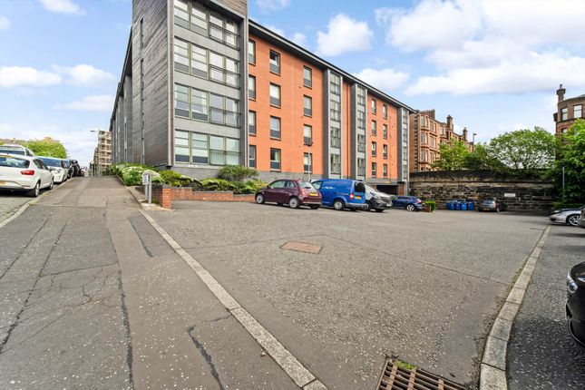 Thumbnail Flat for sale in Thornwood Avenue, Glasgow