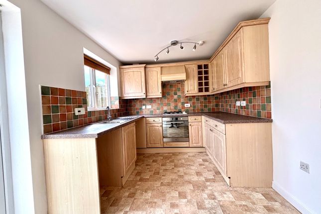 10, Wain Avenue, Chesterfield photo 4