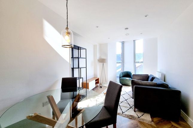 Thumbnail Flat to rent in Briggate, Leeds