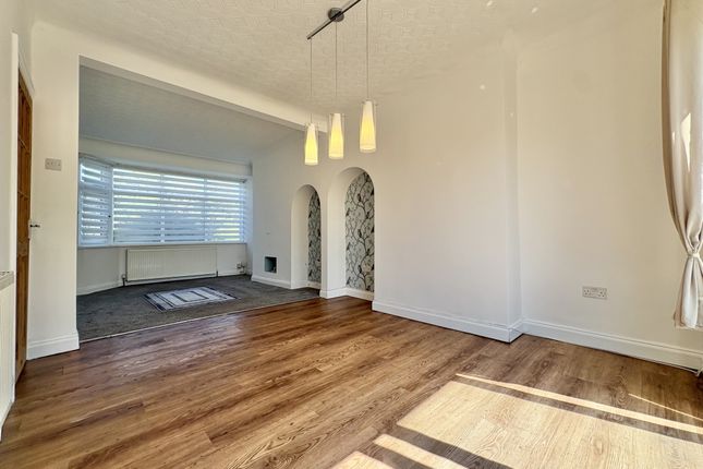 14, Low Moor Road, Bispham photo 3