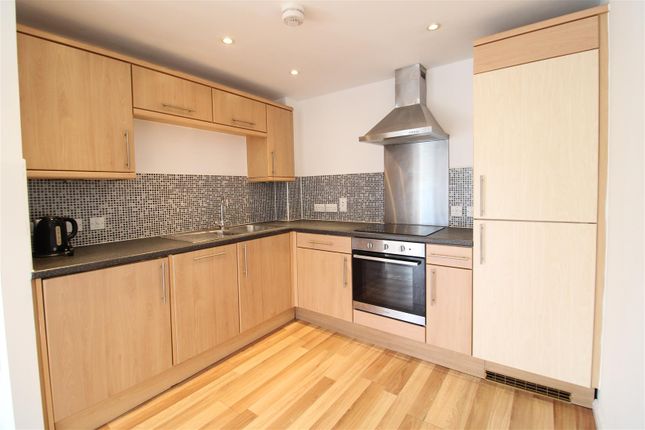 Apartment 14, The Ironworks, Birkhouse Lane, Paddock photo 4