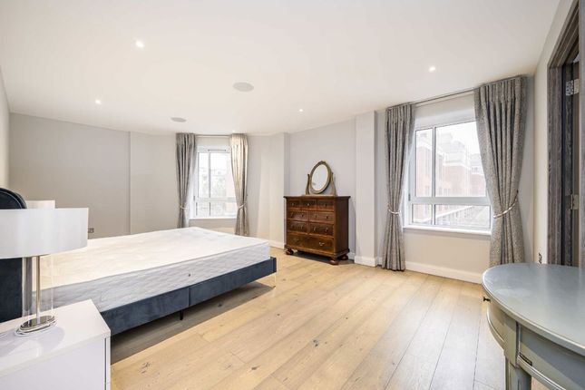 Ashburnham Mews, London photo 4