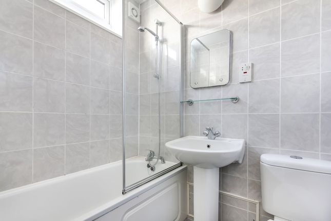 54 Dinerman Court, 38-42, Boundary Road, Swiss Cottage photo 4