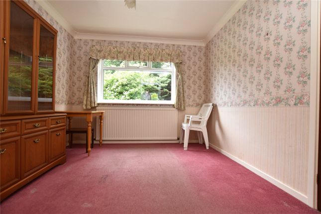 24, Woodlands, Wakefield photo 4