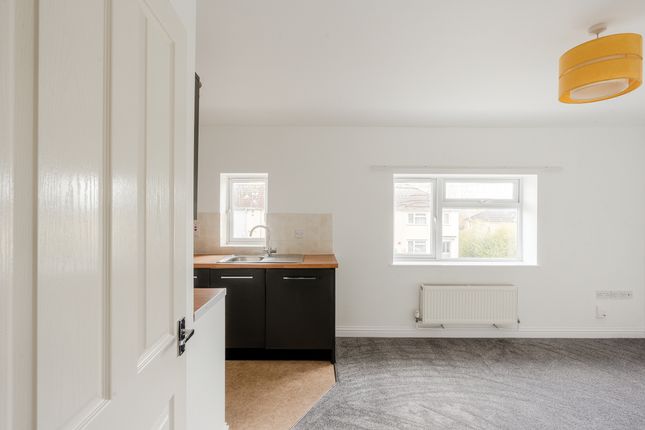 First Floor Flat, 25 Newbury Road, Bristol photo 4