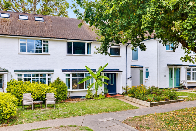 3-bed terraced on Finches Gardens, Lindfield, £575,000